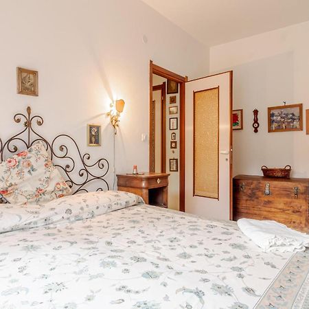 1 Bedroom Lovely Apartment In Rapallo Exterior foto